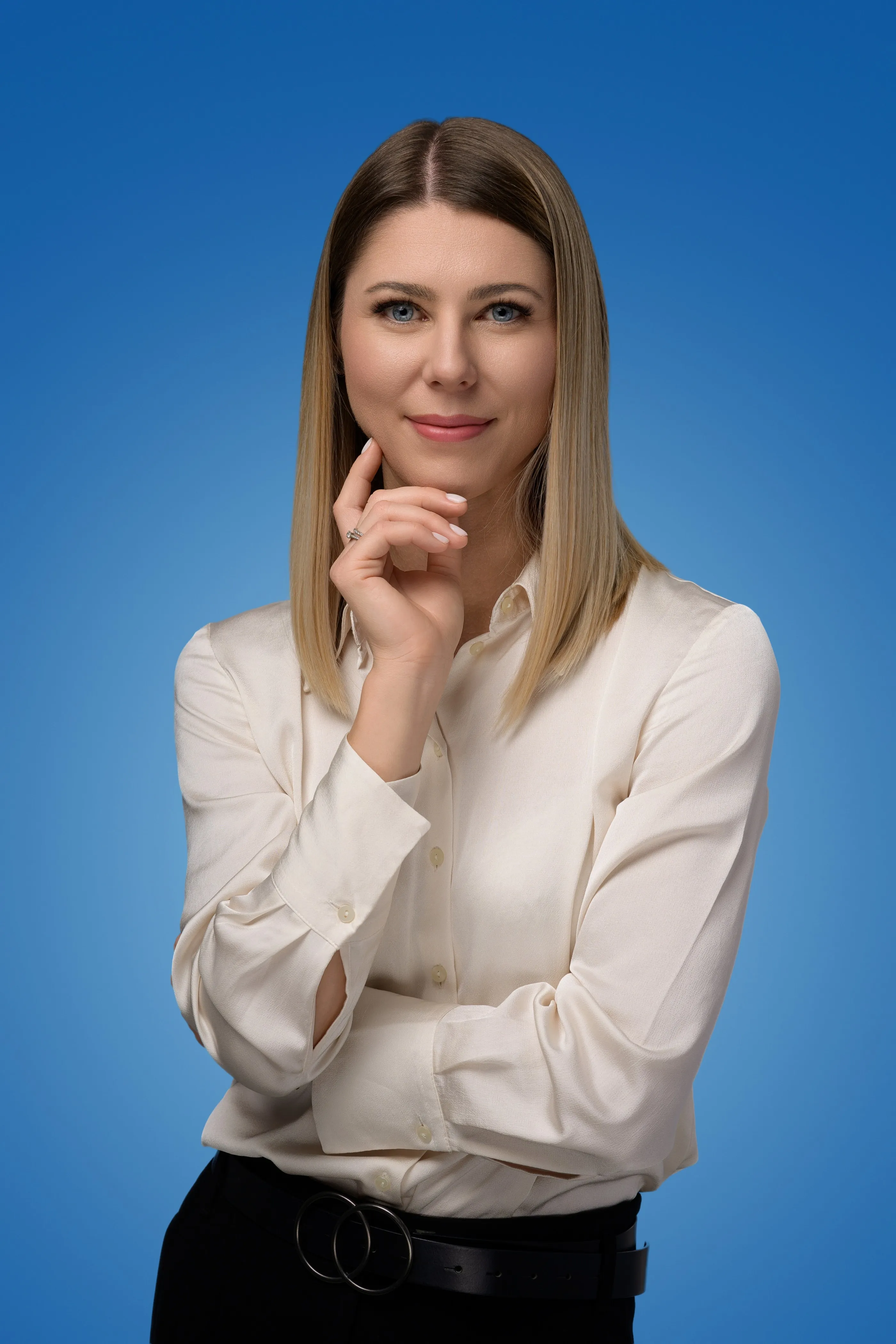 Dr. Lili Papp